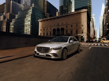 Mercedes Klasa S z gwiazdami